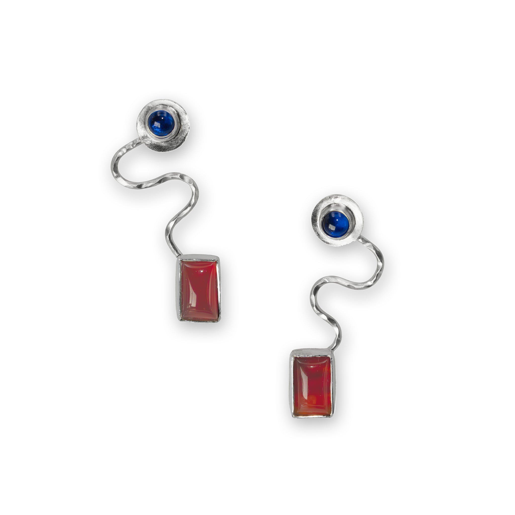 London earrings by Rouaida.