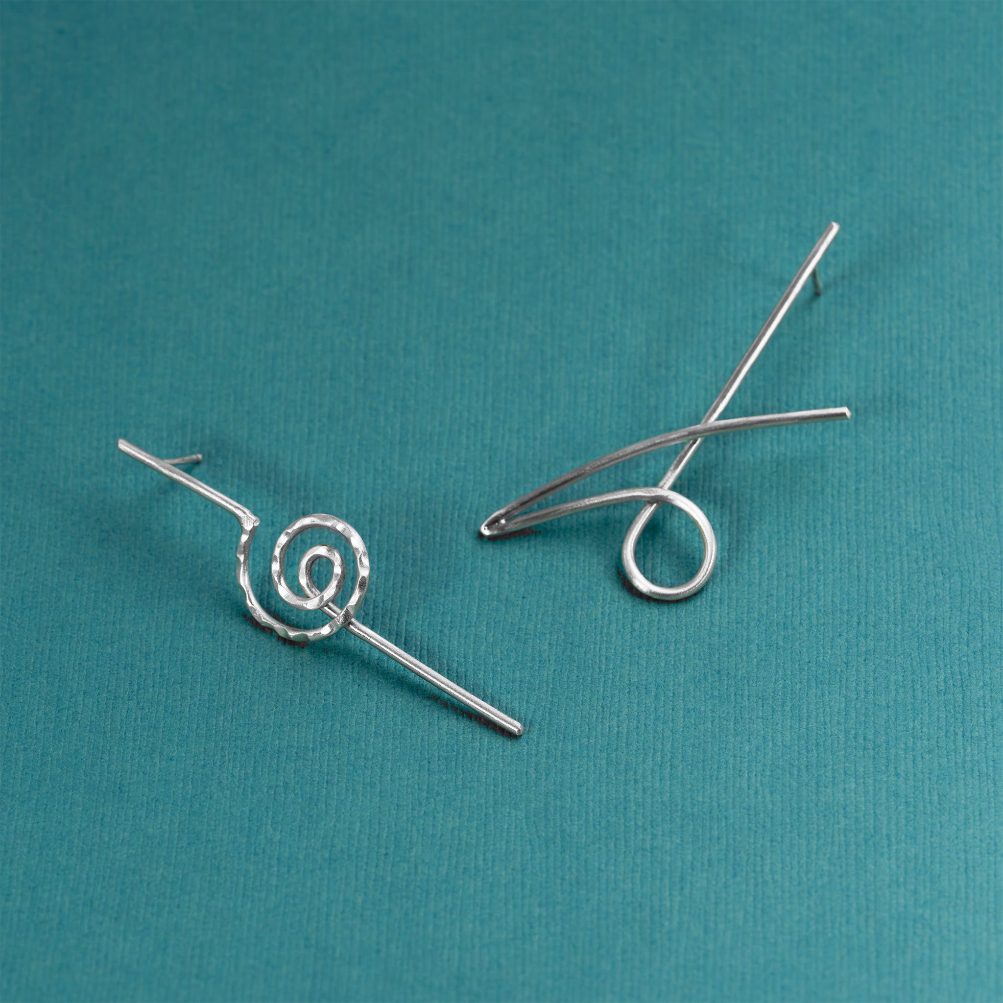 Scribbles earrings by Rouaida.