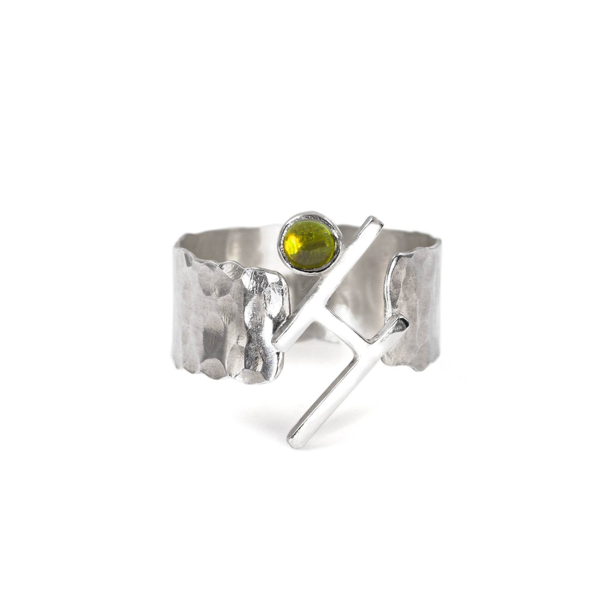 Discordant ring by Rouaida.