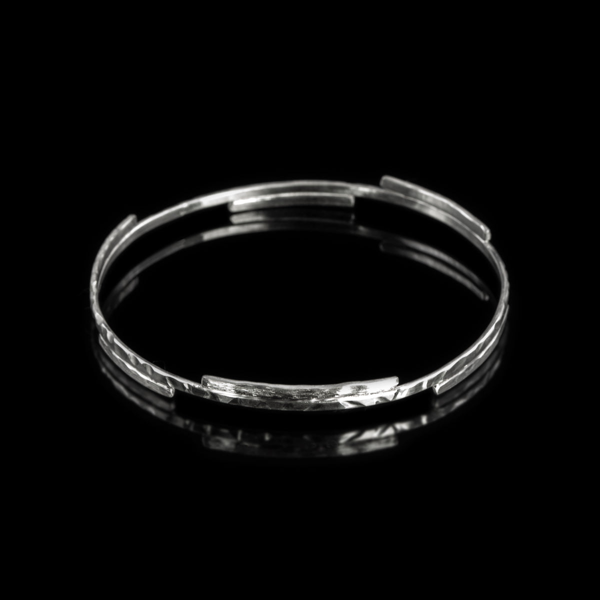 Epoch bracelet in sterling silver by Rouaida.