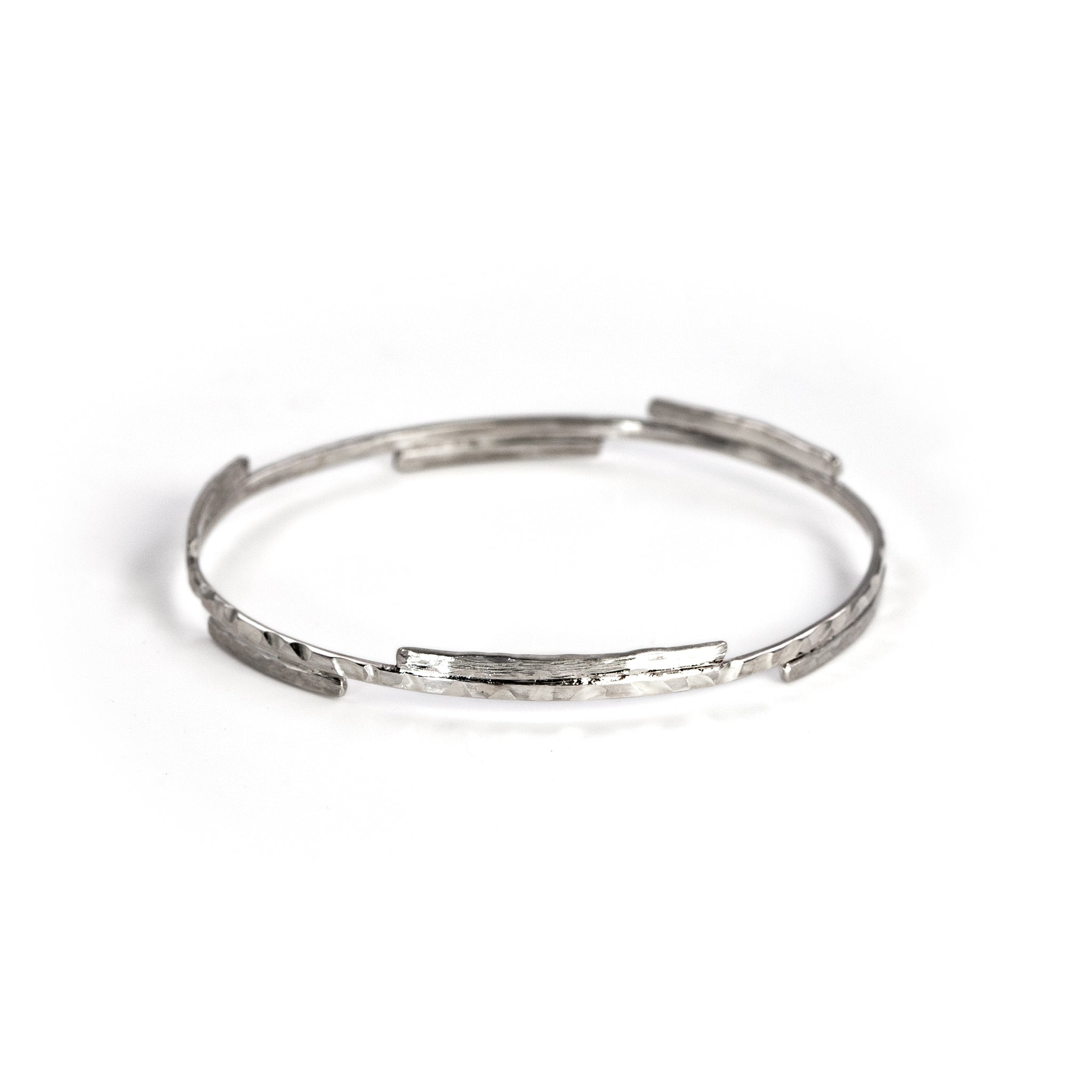 Epoch bracelet in sterling silver by Rouaida.