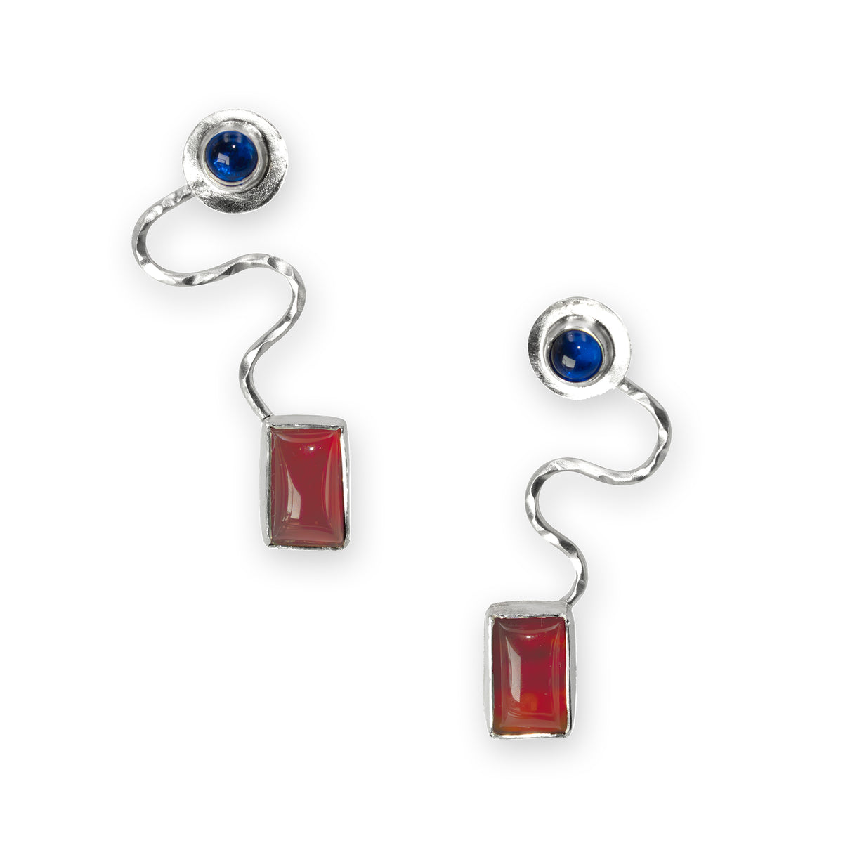 London earrings by Rouaida.