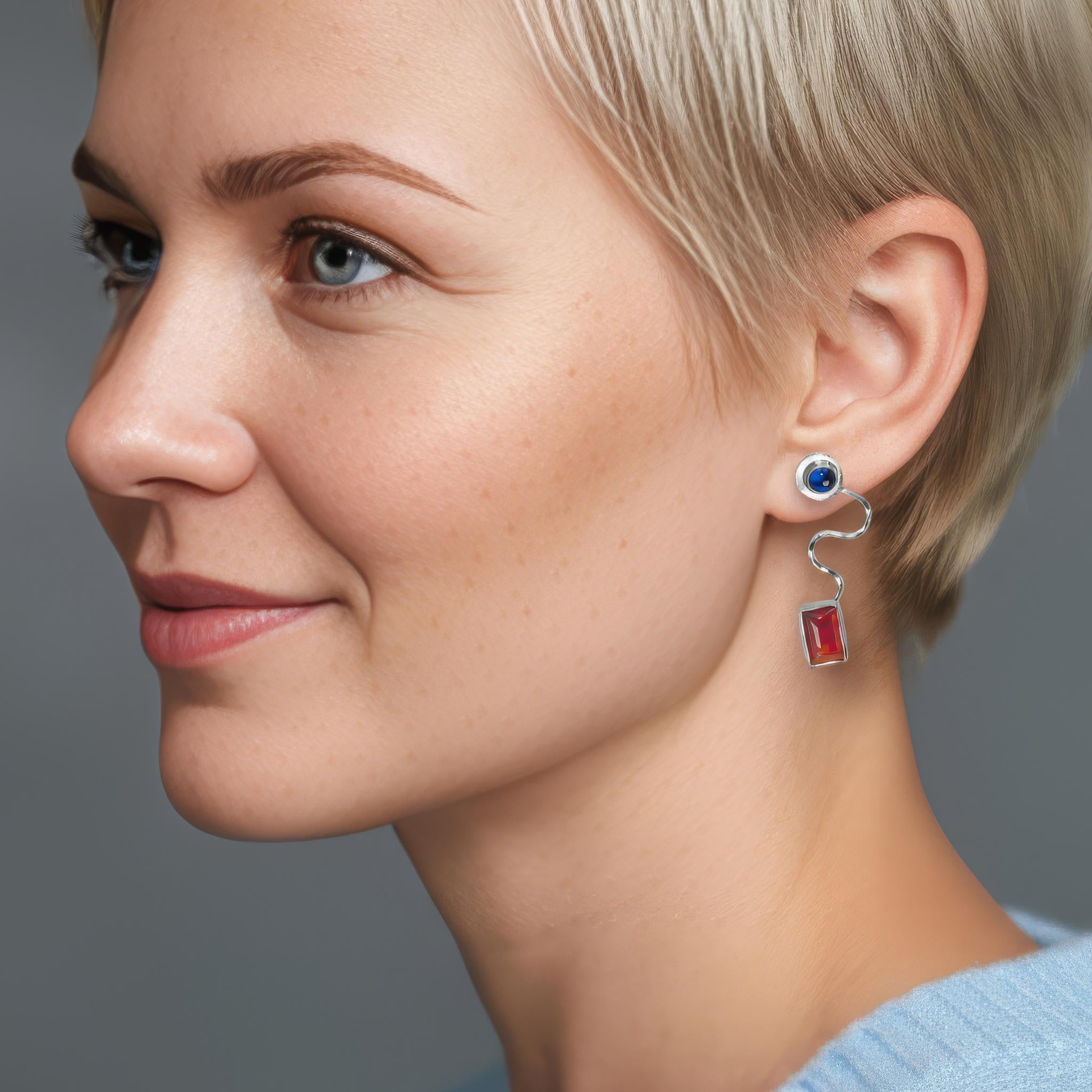 London earrings by Rouaida.