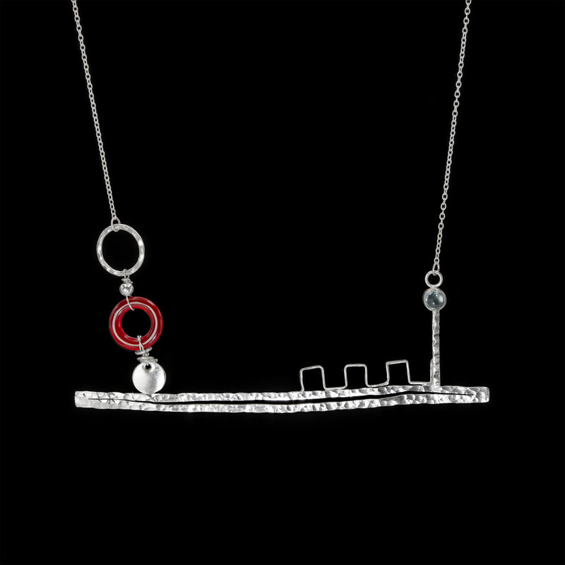 Wavefront necklace by Rouaida.