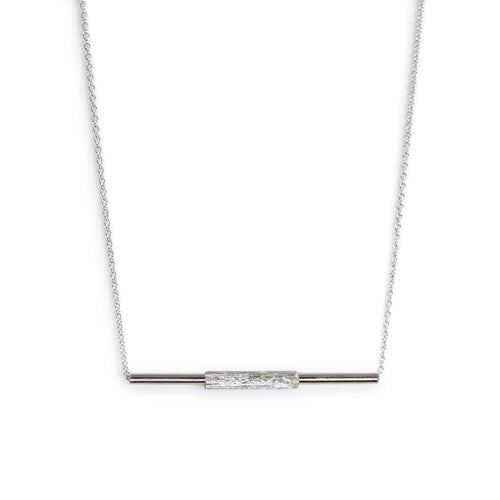 Silver concentric necklace by Rouaida.