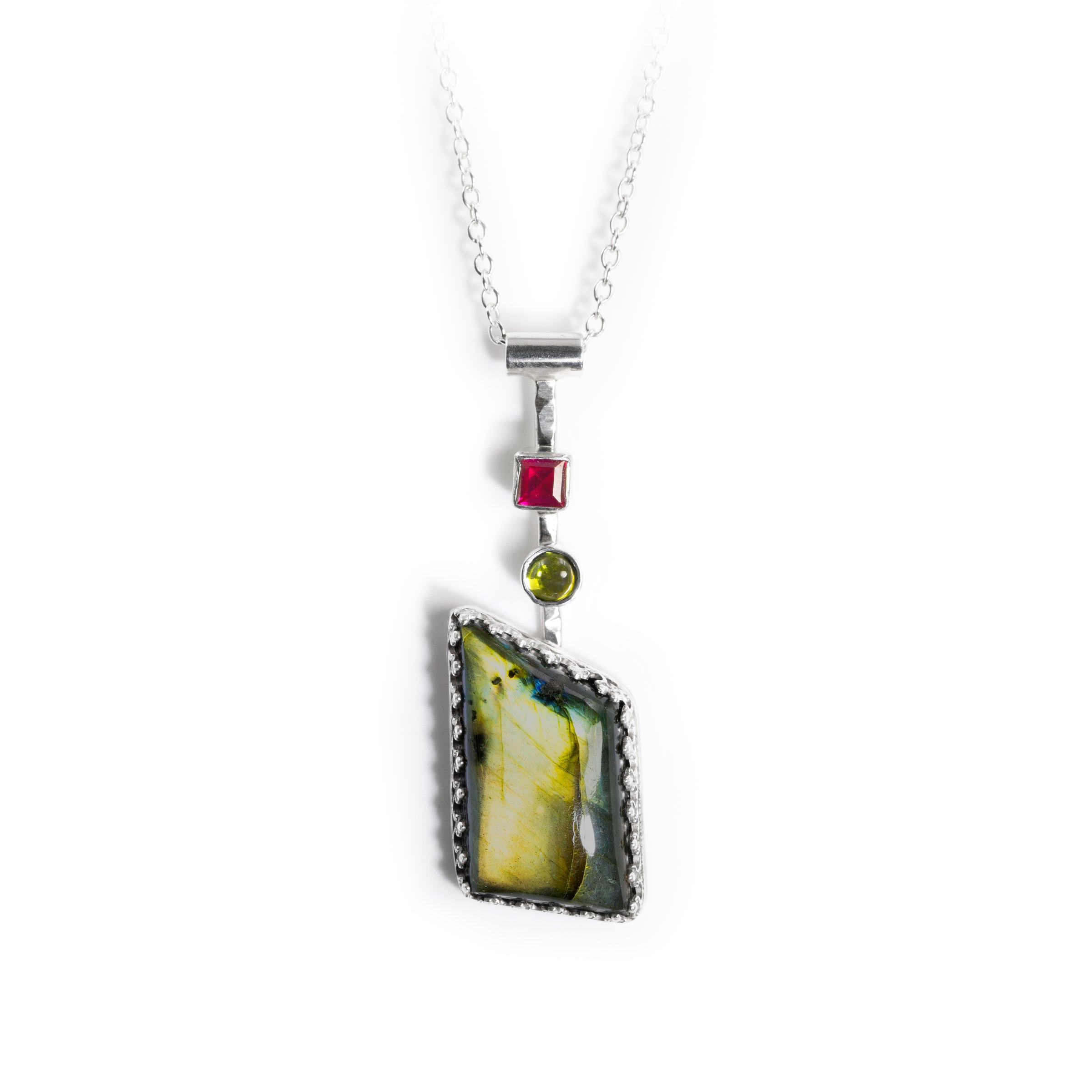 Flourish necklace by Rouaida.