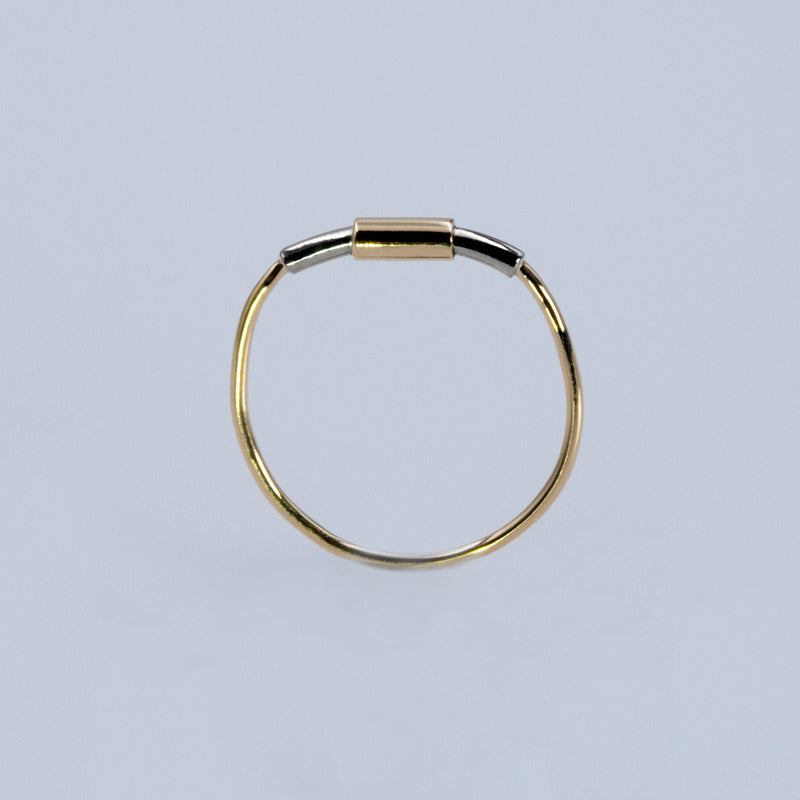 Concentric ring in sterling silver and 18ct gold by Rouaida.