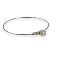 Sterling silver Grace bangle with freshwater pearl by Rouaida.