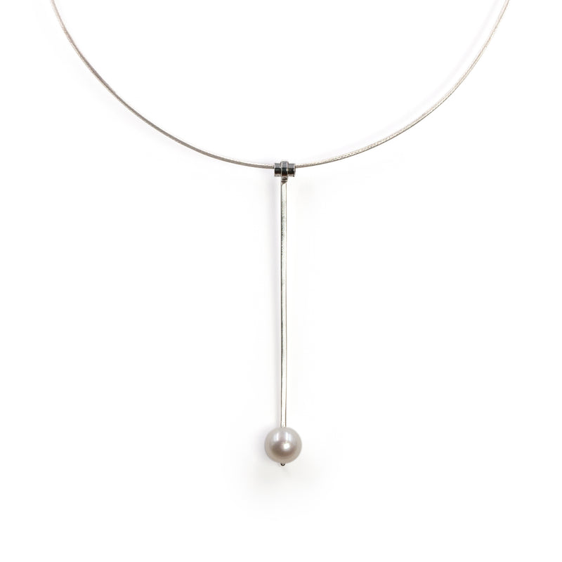Sterling silver Purity necklace with freshwater pearl by Rouaida.
