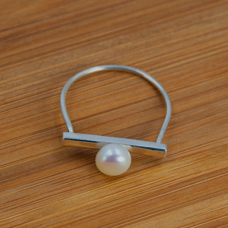 Sterling silver Purity ring with freshwater pearl by Rouaida.